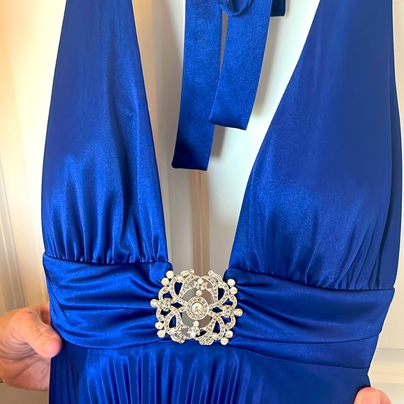 Cache dress. - Picture 6 of 6